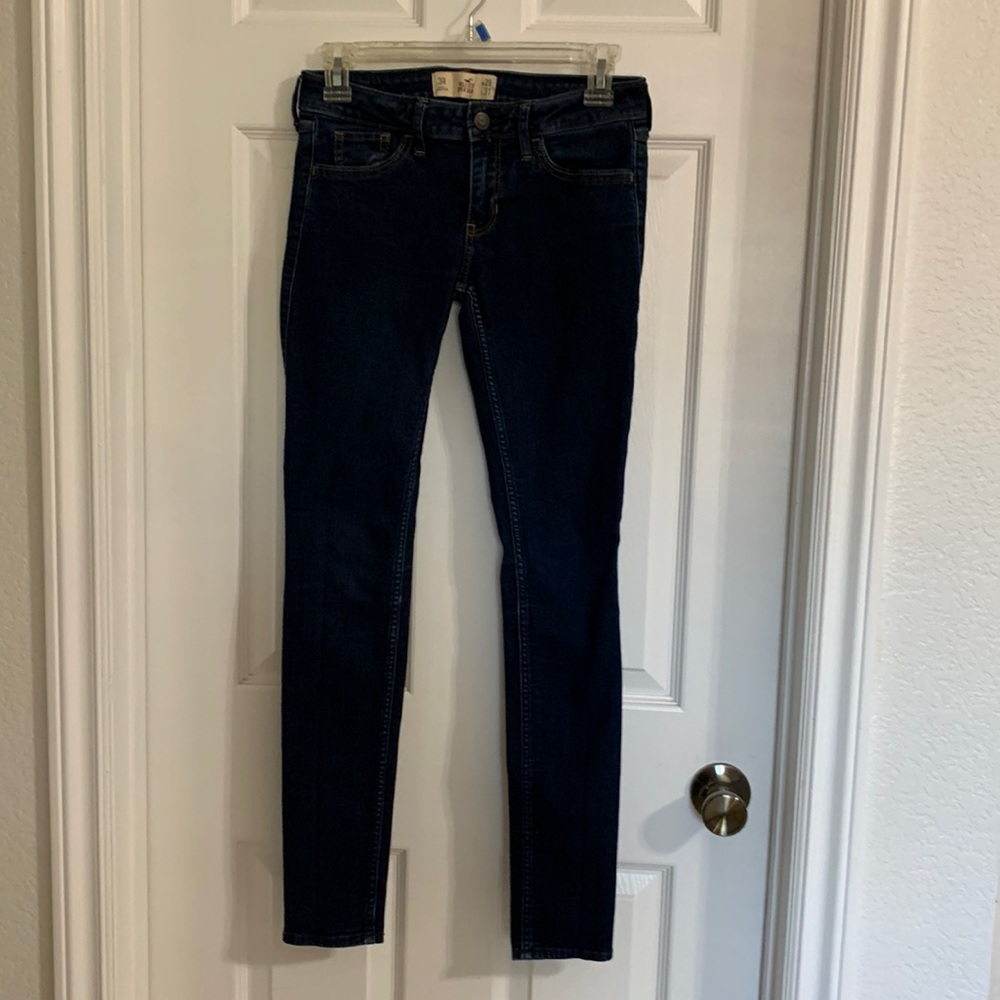 Hollister Super Skinny Jeans